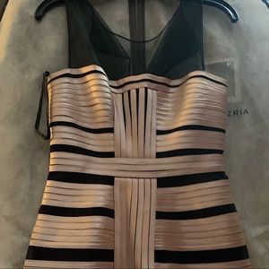 BCBGMAXAZRIA DRESS